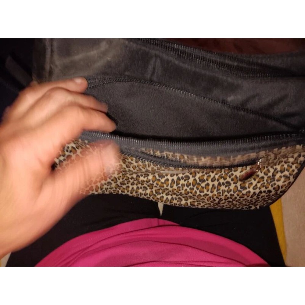 Ladies Handbag - Picture 4 of 8